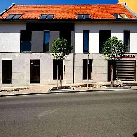 Arkadia 4* Pécs