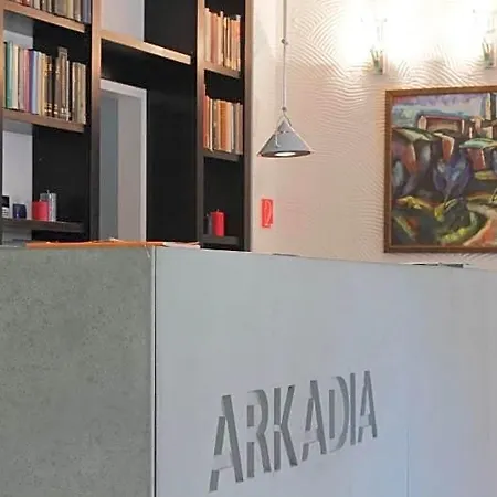 Arkadia 4*