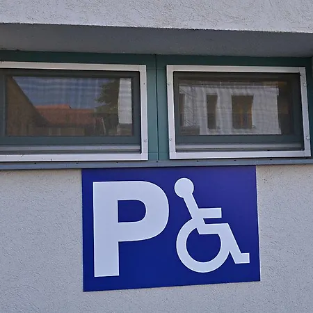 Arkadia Szálloda 4*