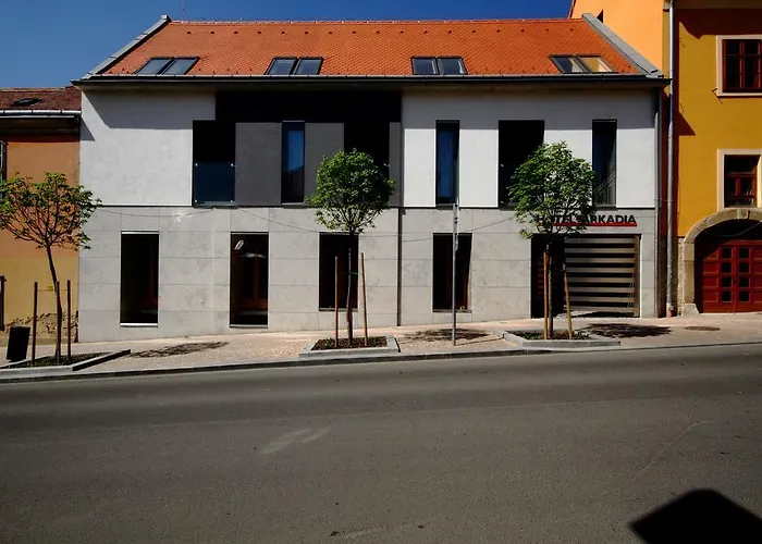 Arkadia 호텔 페치